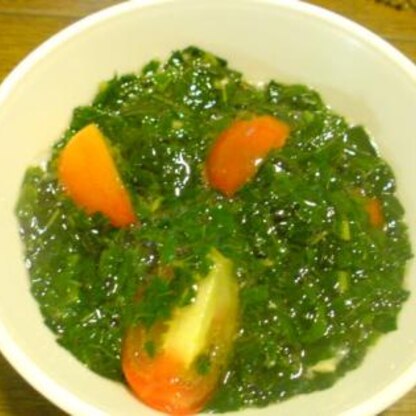 プチトマトで作りました。緑の野菜を最近避ける娘が、喜んで食べて感激でした～(^^)